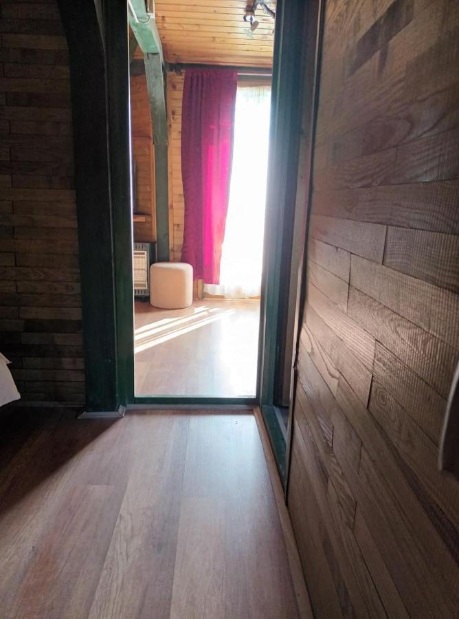 Robinson Vila Kitokret Kutjevo Buitenkant foto