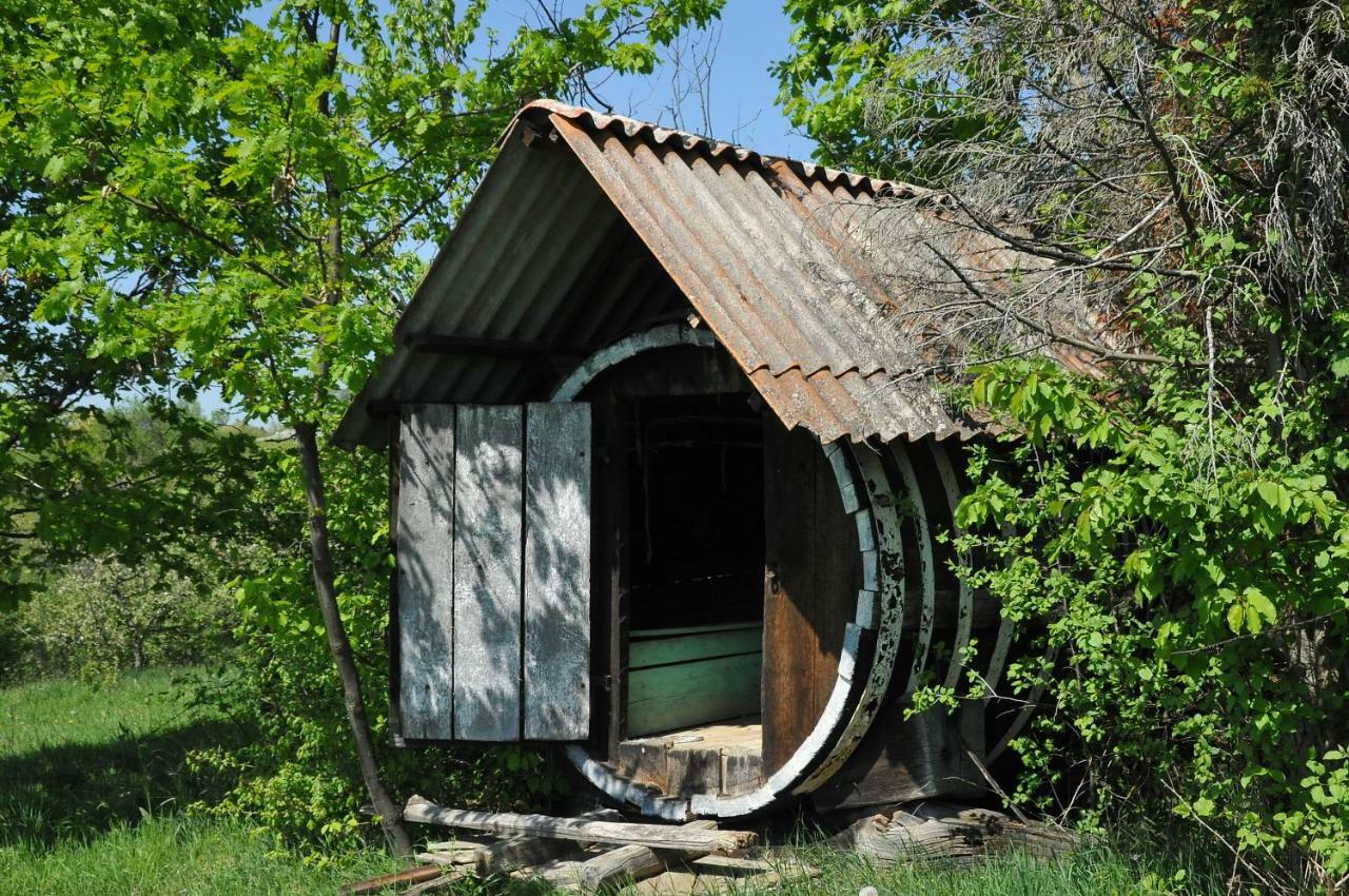 Robinson Vila Kitokret Kutjevo Buitenkant foto